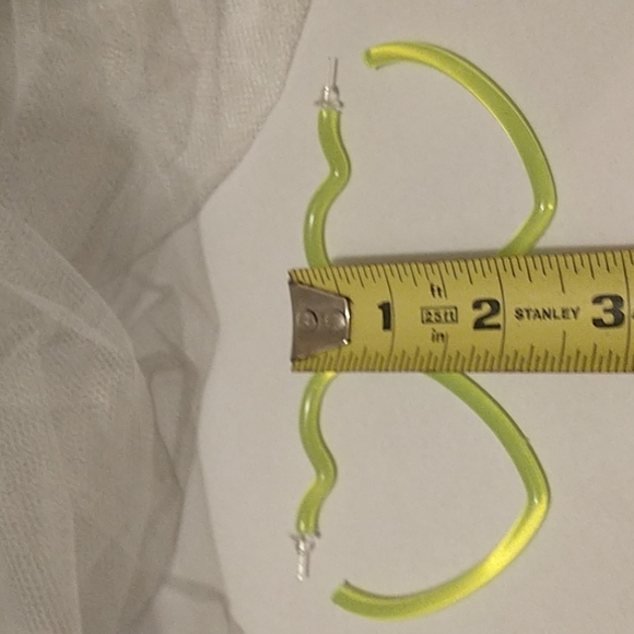Neon Acrylic Heart Hoop Earrings! - Picture 4 of 6